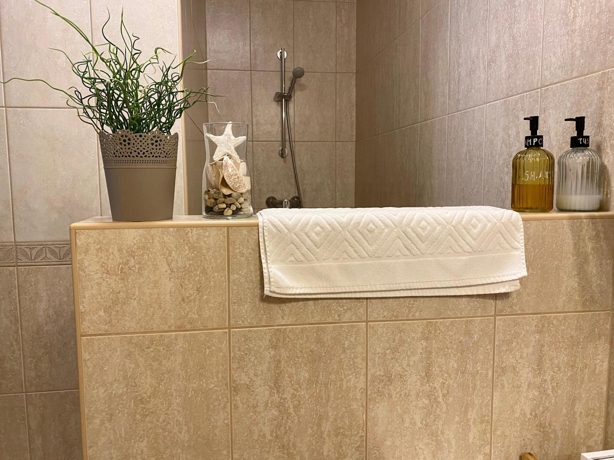 Bellevue Vendeghaz 2 Hotel Vác Eksteriør billede